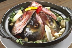 挣钱就靠大鱼头