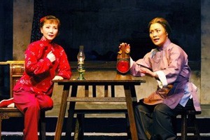 社区居民创演沪剧《板桥霜》