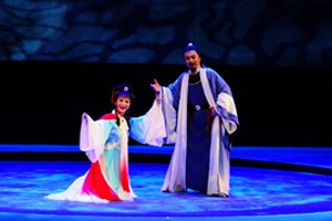 第七届中国（安庆）黄梅戏艺术节侧记