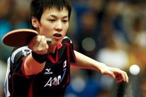 国家队教学第2集 松平健太下蹲式发球技术多角度示范