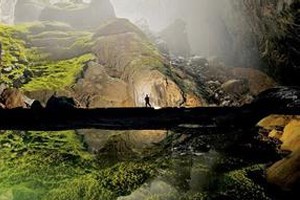 韩松洞的地质构造与自然环境