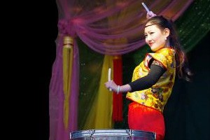 击鼓女孩的涅槃