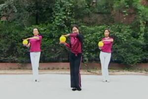 中老年健身操按摩球健身操（上）